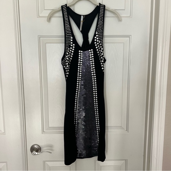 Black and Silver Bodycon Dress - Picture 3 of 6